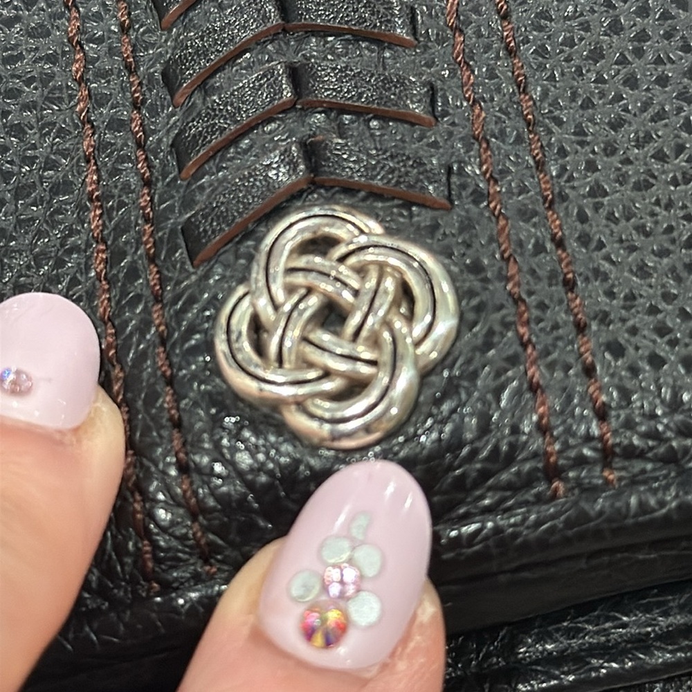 *Incredible Condition* Brighton Interlock Wallet - image 6